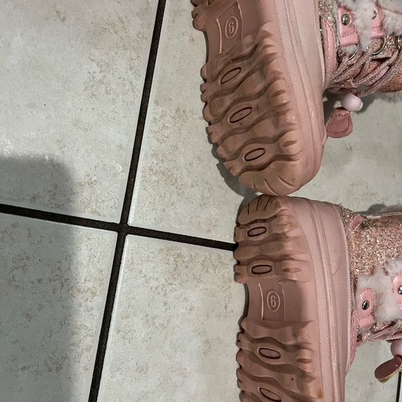 Little girl winter boots - Picture 4 of 4